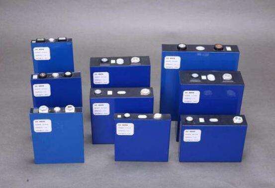 1GWh！中國鐵塔2021-2022年磷酸鐵鋰換電電池招標！